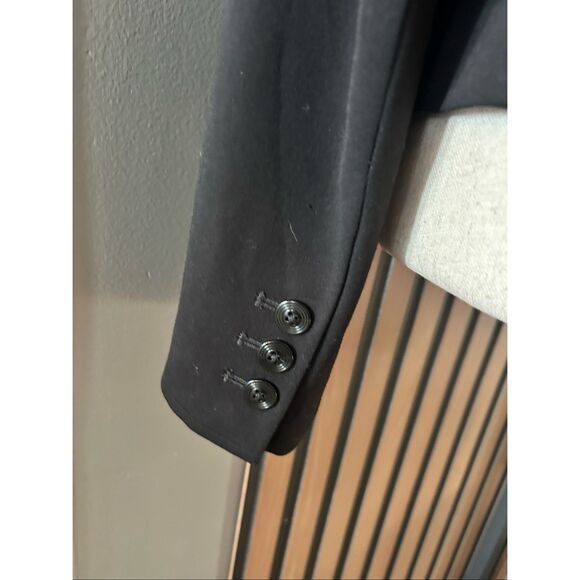 White House black market blazer black work attire sz 8 stylish and form fitting - Picture 4 of 7